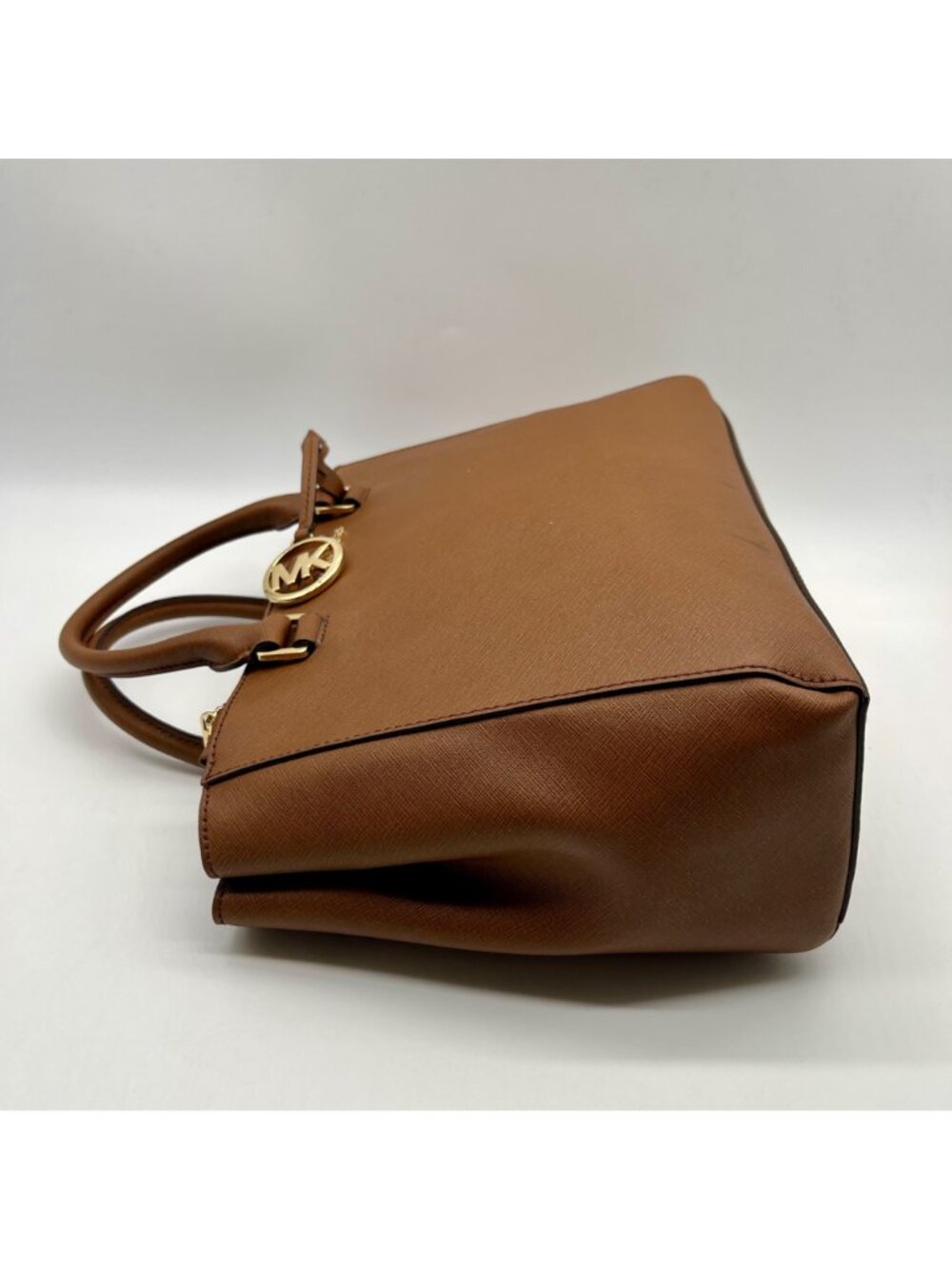 Michael Kors Brown Saffiano Leather Savannah Tote Bag - Picture 4 of 12